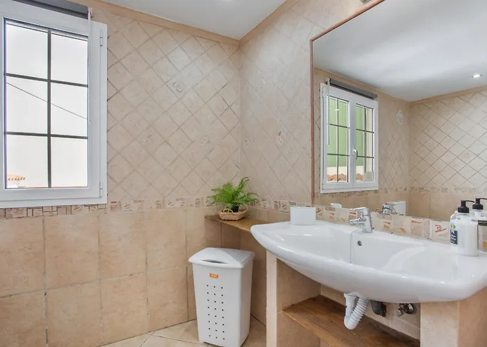 La * Santa Cruz de Tenerife