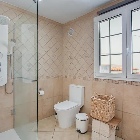 La * Santa Cruz de Tenerife